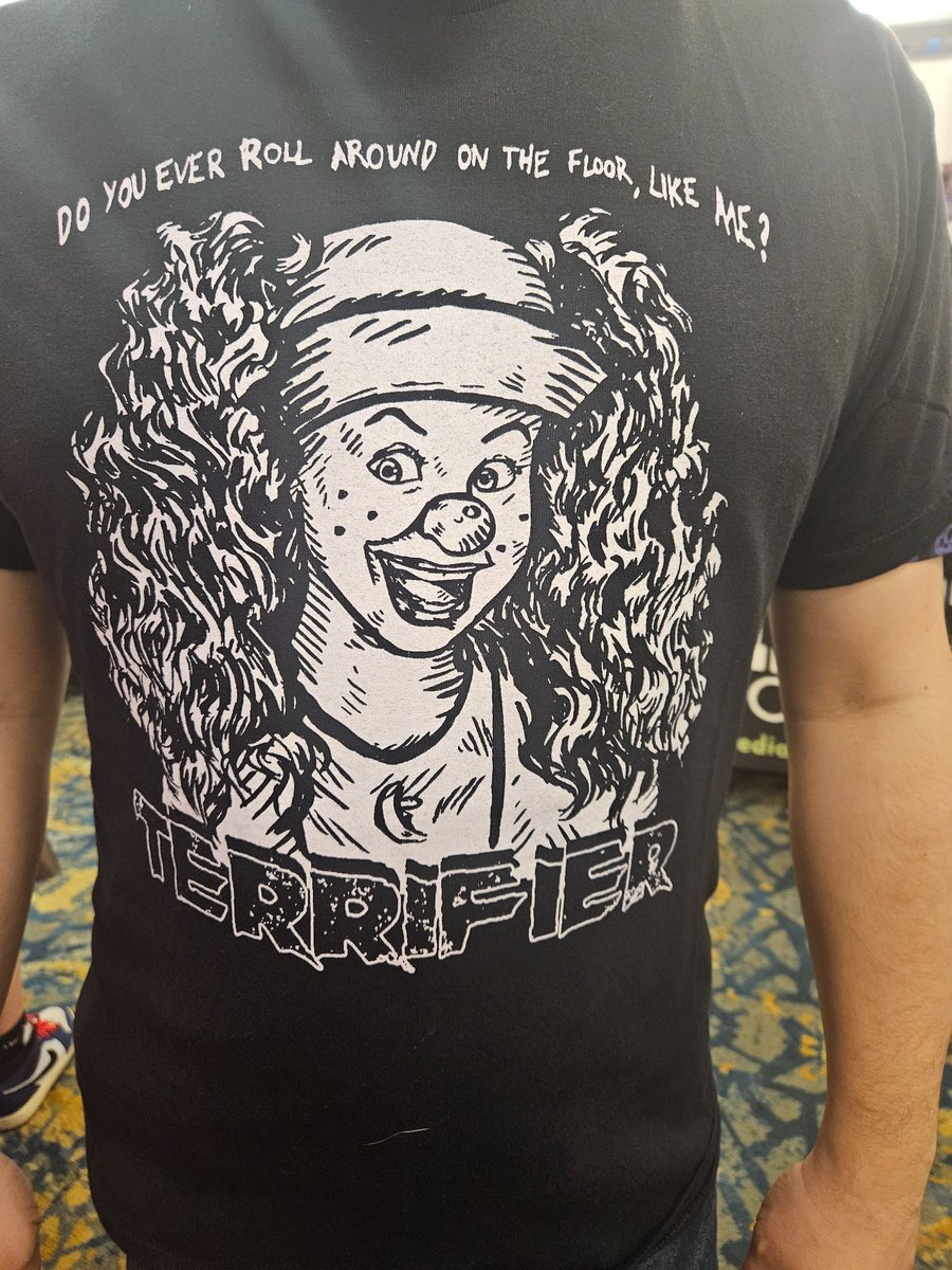 alysontheother's tweet photo. At Pittsburgh's Horror Realm Convention and...

OH
MY
GOD!!!
🤯🥳🥰 https://t.co/hLaTbS9BVL