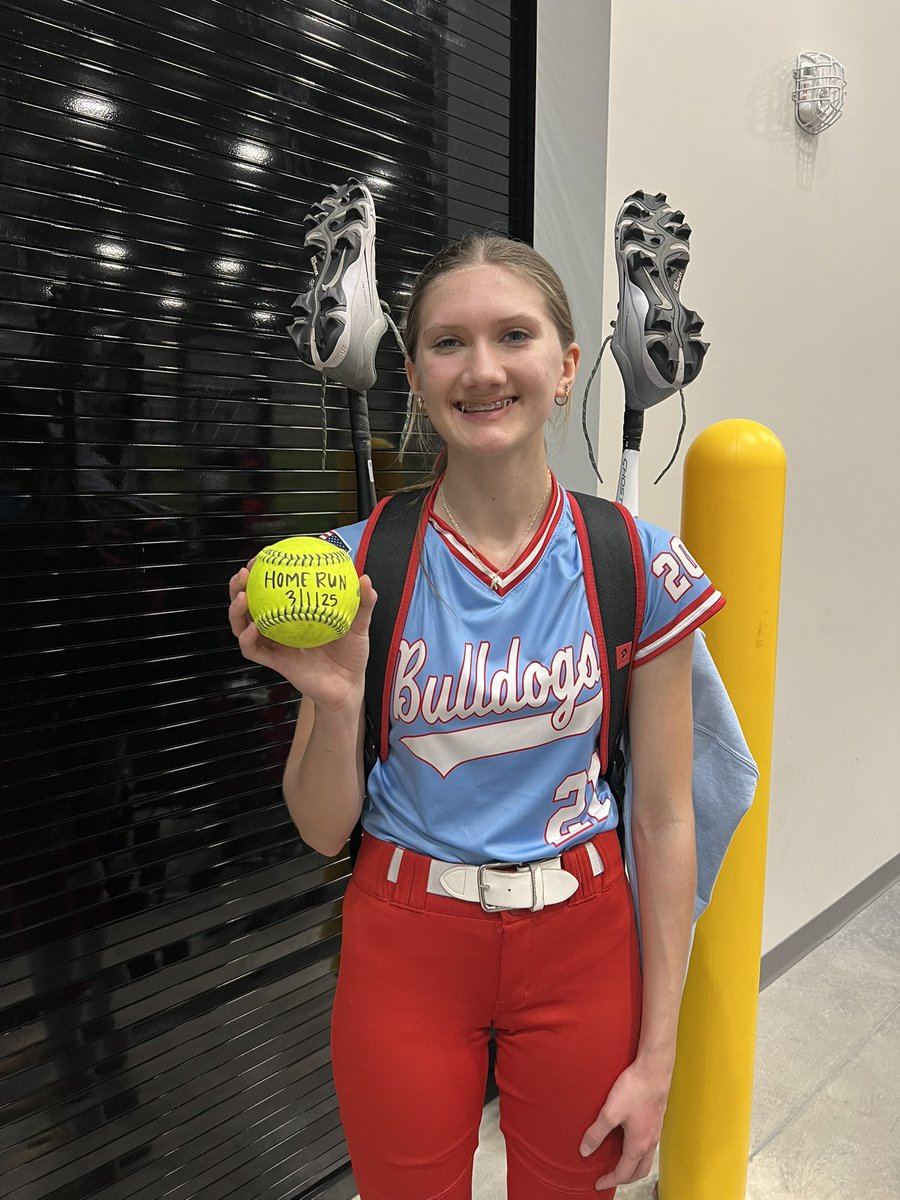 Crown Point Bulldogs Barajas (@cpbulldogs09) on Twitter photo 🚨HOME RUN🚨
The Dogs were down to their last seconds and trailing 2 in our final drop dead time limit pool game, when Kyrie Pollack (Lake Central 2027) sent the final pitch of her 9 pitch at bat over the left field fence to tie the game! Way to go, <a href="/kpollack2027/">Kpollack2027</a> 💣 🚨HOME RUN🚨
The Dogs were down to their last seconds and trailing 2 in our final drop dead time limit pool game, when Kyrie Pollack (Lake Central 2027) sent the final pitch of her 9 pitch at bat over the left field fence to tie the game! Way to go, <a href="/kpollack2027/">Kpollack2027</a> 💣