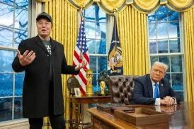 RSpofforth's tweet photo. Man appears at Oval Office meeting with the press and no-one goes nuts! https://t.co/iOpBmKEtq0