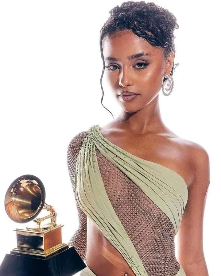 ˙⋆✮ tweet media