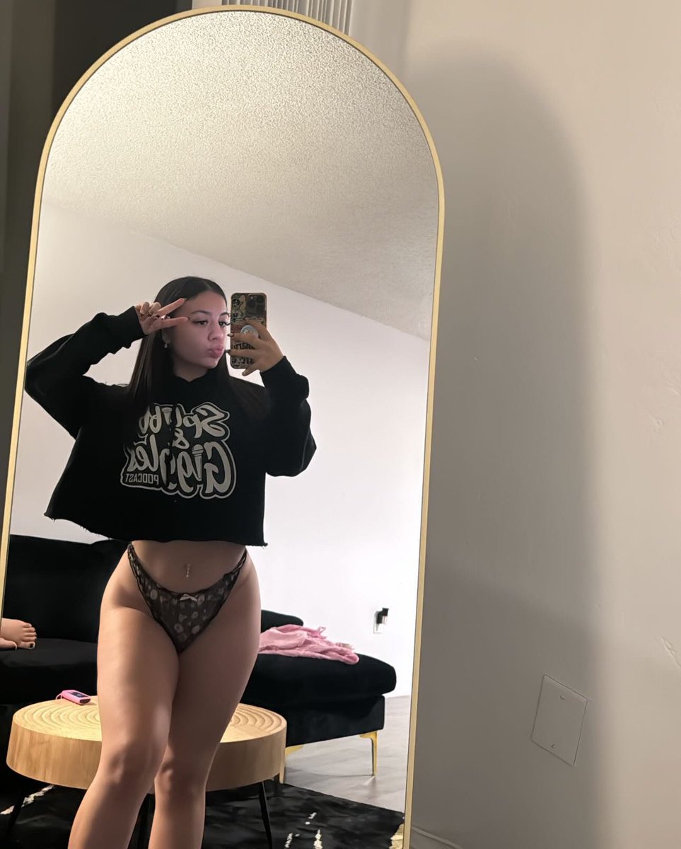 Iykyk @adrianamayax