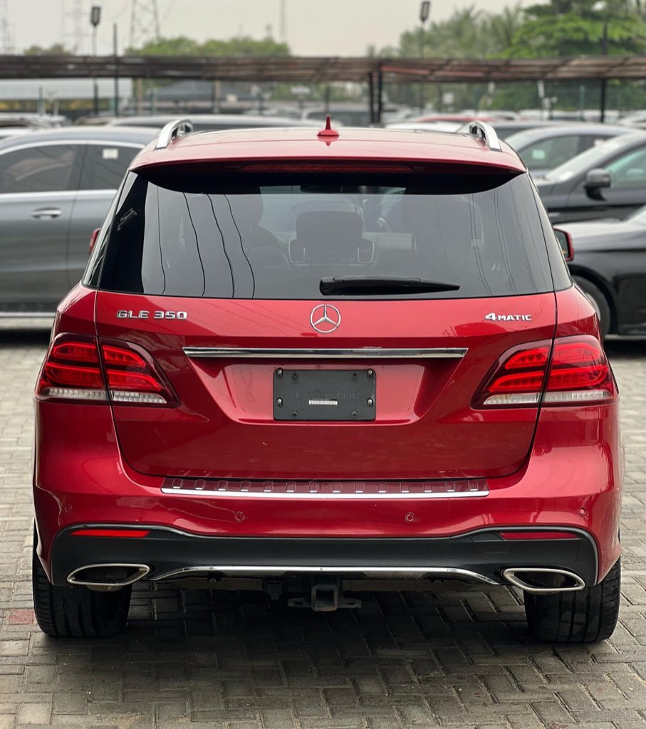 Kinglamarr___'s tweet photo. 2017 Mercedes Benz GLE 350 now available 
-Red on cream Interior
🏷️: N44 million ($29.7k)
Contact for details 📥 https://t.co/ROK3LFAfG3