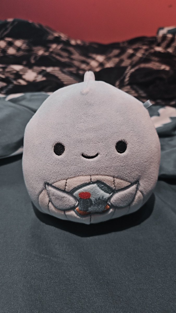 𝜗𝜚.  i  bought  myself  a  squishmallow  .