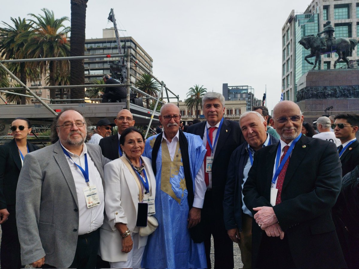 Esteban Silva Cuadra (@esilvacuadra) on Twitter photo Latinoamérica apoya la lucha slSaharaui
El Presidente de la República Saharaui y SG del <a href="/Polisario_/">Frente POLISARIO</a>, Brahim Ghali asistió en Montevideo a la toma de mando del Presidente <a href="/OrsiYamandu/">Yamandú Orsi</a>
El Pdte Saharaui se reunió con dirigentes sociales y políticos de América Latina y el Caribe Latinoamérica apoya la lucha slSaharaui
El Presidente de la República Saharaui y SG del <a href="/Polisario_/">Frente POLISARIO</a>, Brahim Ghali asistió en Montevideo a la toma de mando del Presidente <a href="/OrsiYamandu/">Yamandú Orsi</a>
El Pdte Saharaui se reunió con dirigentes sociales y políticos de América Latina y el Caribe