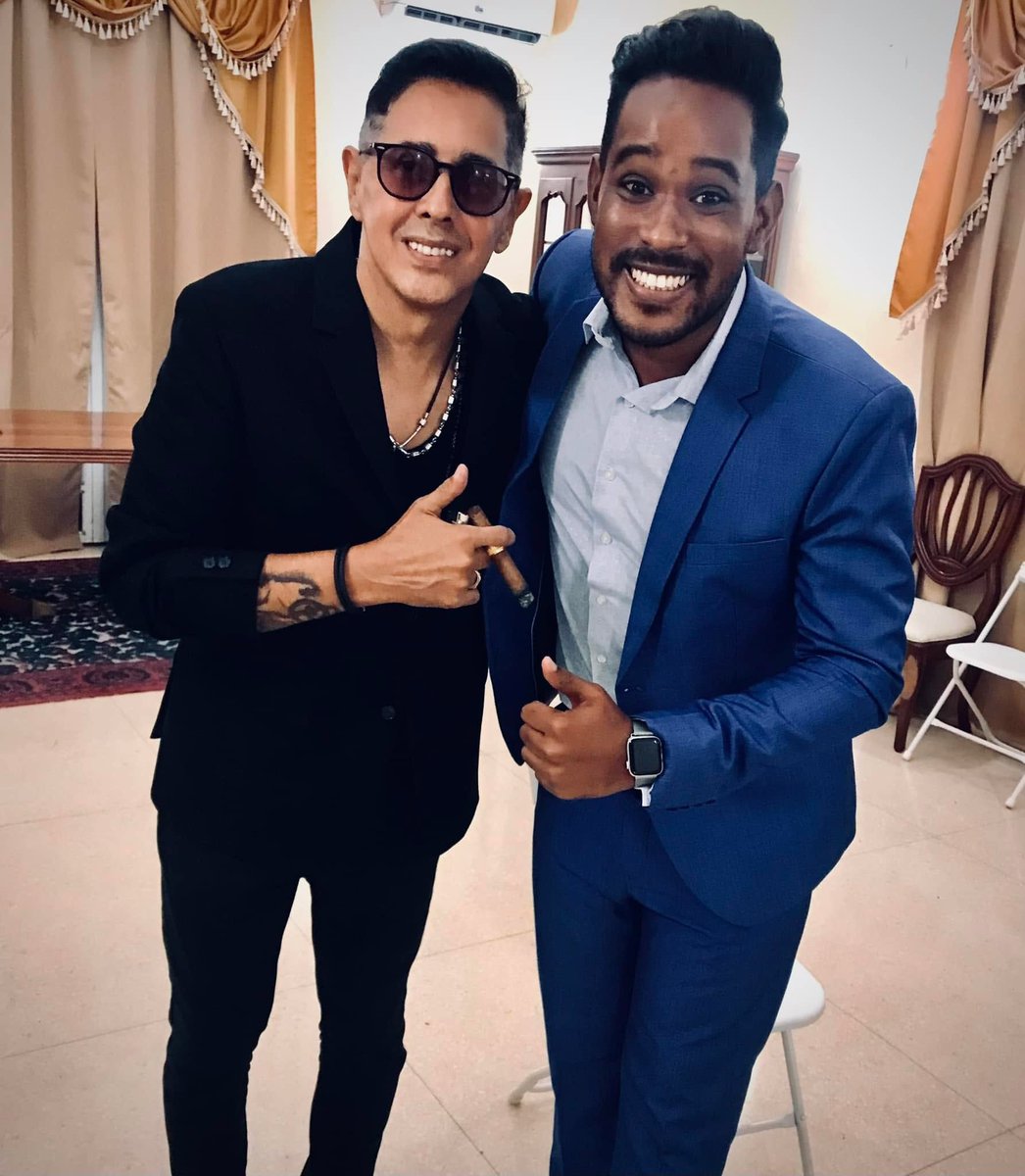 Noticia terrible para este día, adiós Paulito FG 🖤
Tristeza y consternación entre los bailadores y músicos cubanos. Condolencias a su familia y amistades cercanas…😢