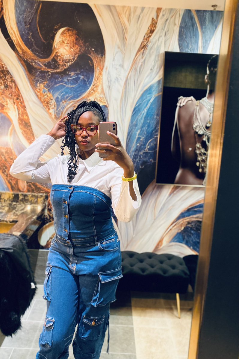 marcheawiley's tweet image. More jazz lounges all 2025 ❤️