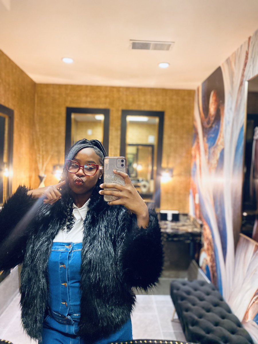 marcheawiley's tweet image. More jazz lounges all 2025 ❤️