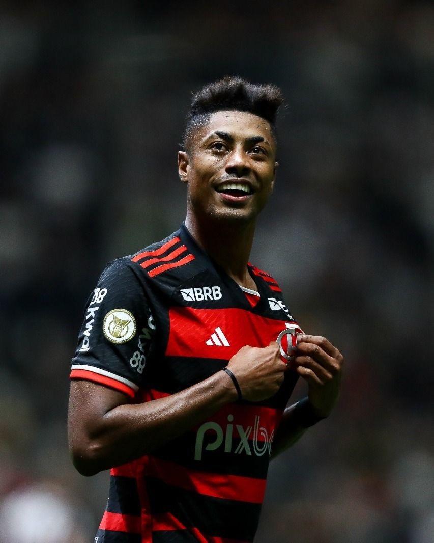- 🚨 O Bruno Henrique é maior que o Gabriel Barbosa no Flamengo.

REI 👑