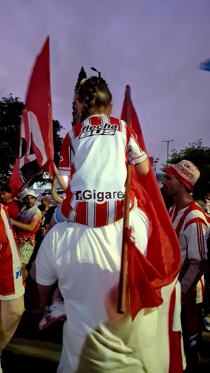 O me sale así mi hija o no quiere nada🥺🇦🇹
