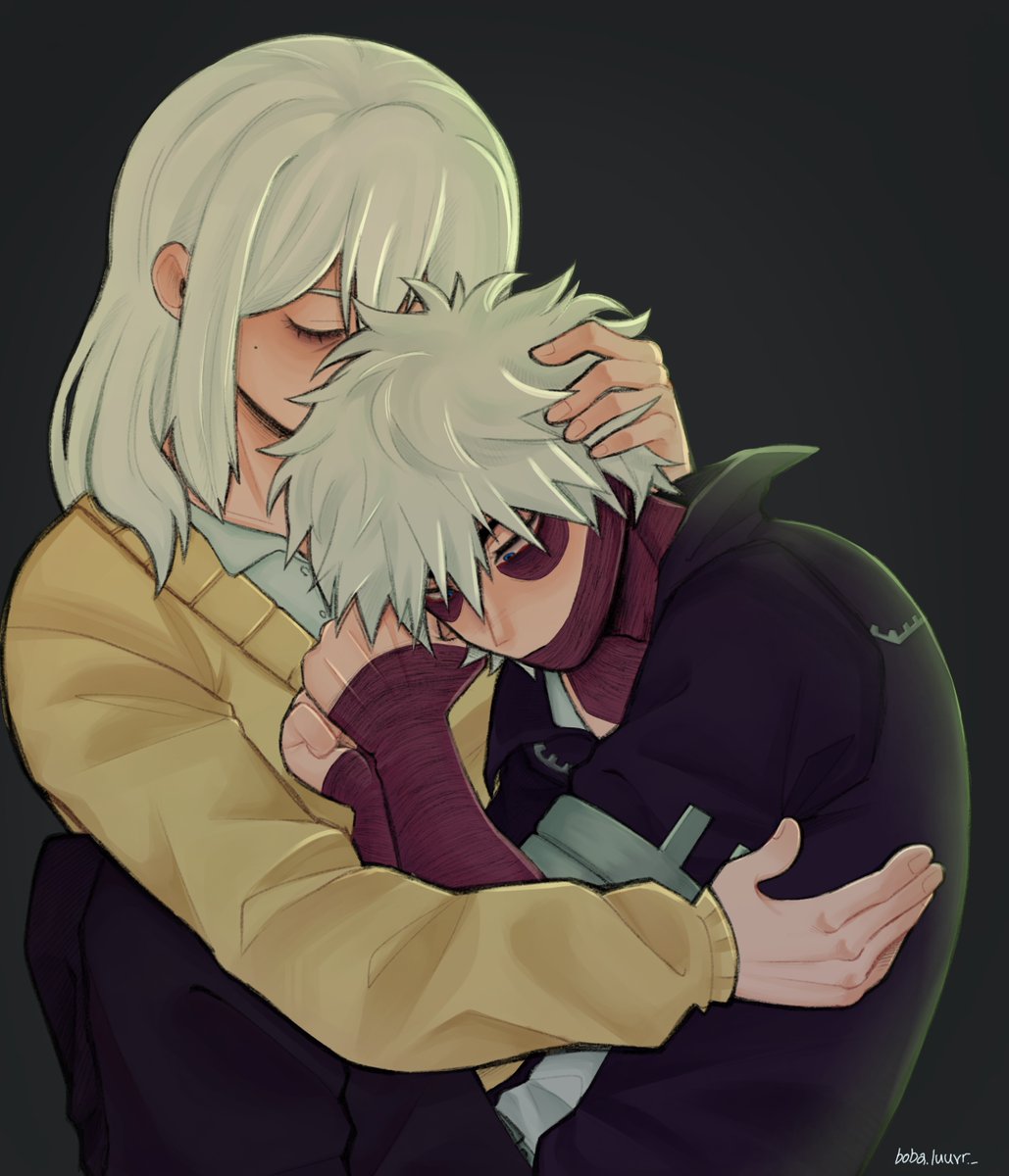 boba_luuvr's tweet image. A hug from his momma #dabi #bnha