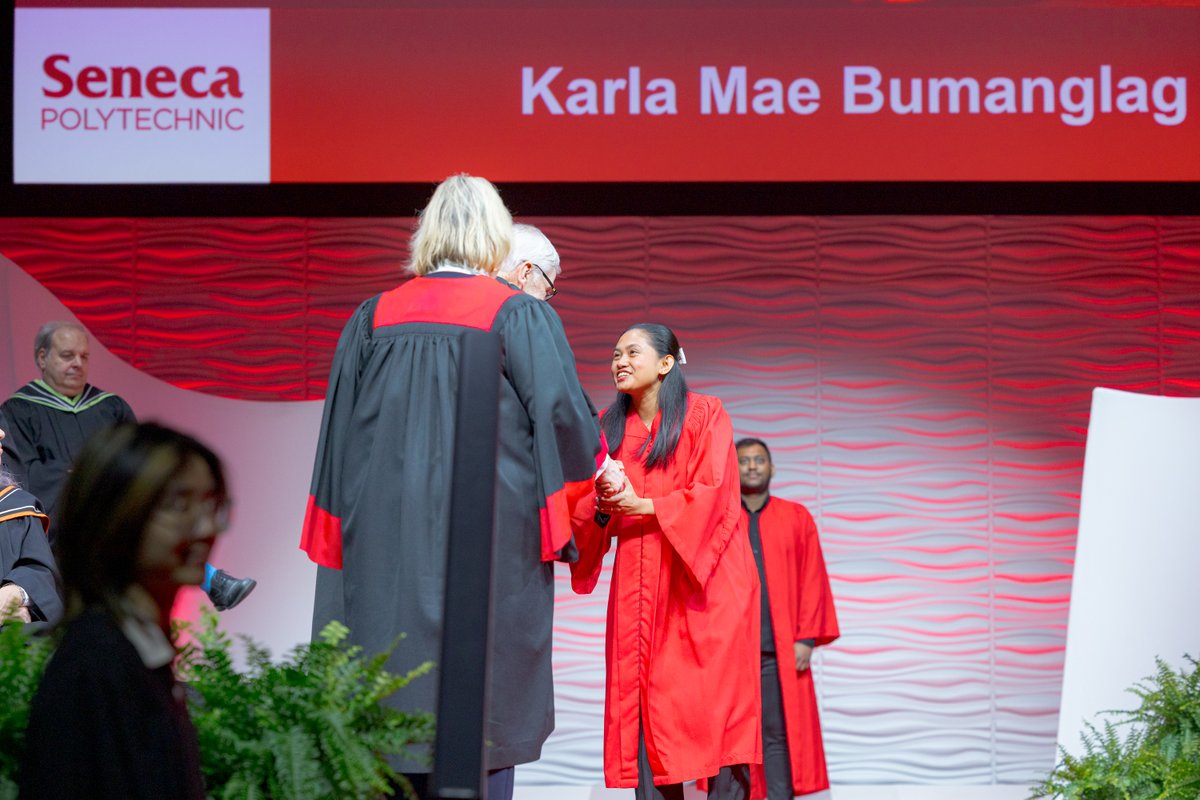 SenecaBusiness's tweet image. Congratulations to our December 2024 Seneca Business Winter Convocation graduates! 👏🎓
School of Aviation
School of Accounting & Financial Services
School of Hospitality & Tourism
#SenecaProud
#SenecaBusiness
#SenecaGrad2024
#ChallengeCompleted
#ThisIsSenecaPolytechnic