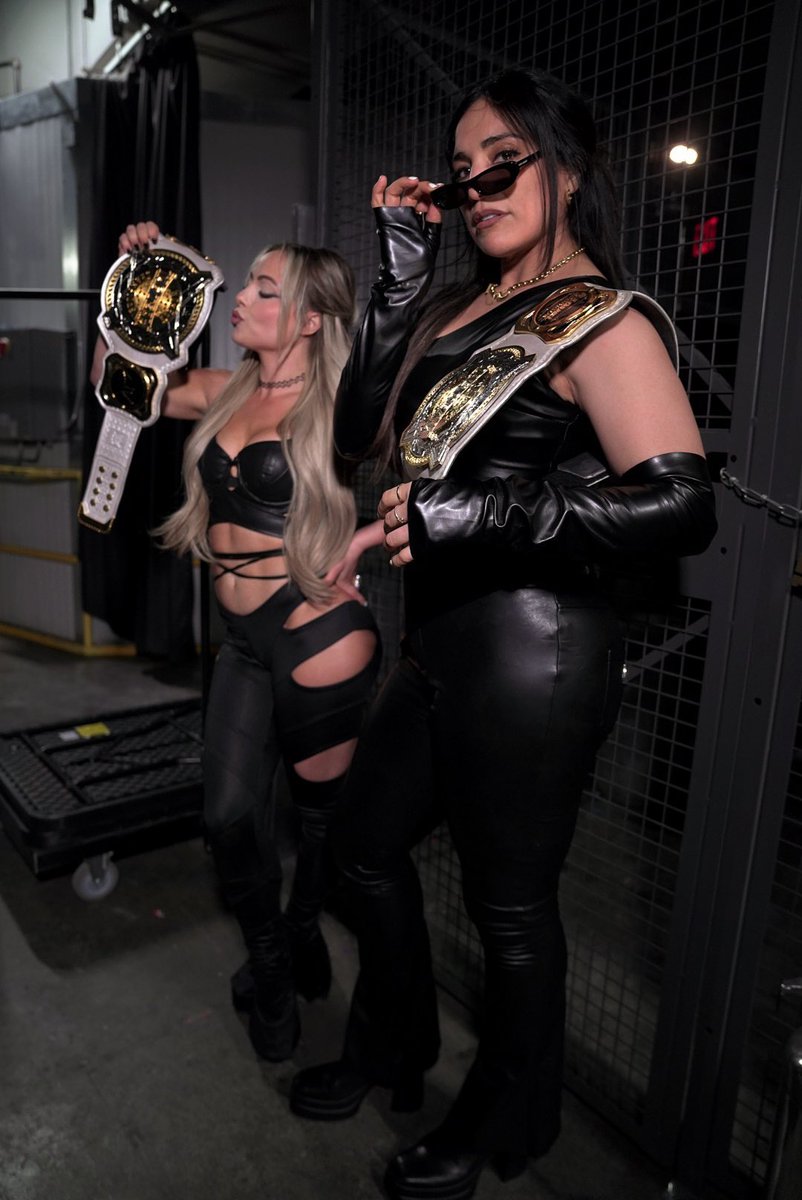 Raquel (@raquelwwe) on Twitter photo Bestie gonna win the Chamber and beat Rhea AGAIN at #WrestleMania
<a href="/YaOnlyLivvOnce/">LIV Morgan</a> #WWEChamber Bestie gonna win the Chamber and beat Rhea AGAIN at #WrestleMania
<a href="/YaOnlyLivvOnce/">LIV Morgan</a> #WWEChamber