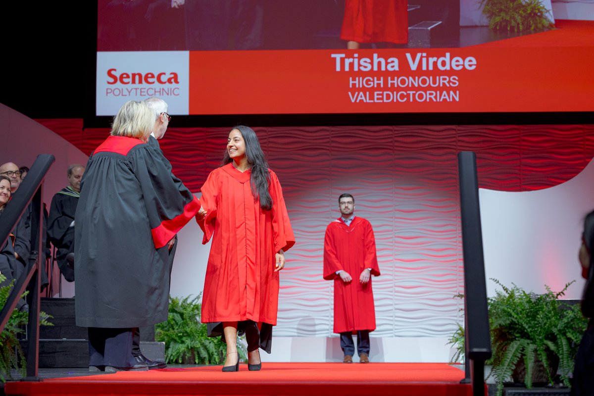 SenecaBusiness's tweet image. From our School of Aviation:
Congratulations to #SenecaBusiness December 2024 Winter Convocation Valedictorian #TrishaVirdee:
We are #SenecaProud of you Trisha! 👏🎓✈️
#SenecaGrad
#ChallengeCompleted
#ThisIsSenecaPolytechnic