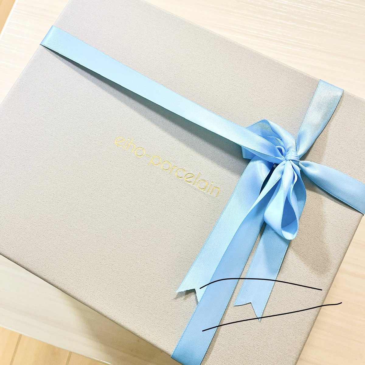 そういえばですが、12月の #テーブルウェアフェスティバル2024 で応募した『波佐見焼プレゼントアンケート』に当選しました🎉
口ざわりがとっても良いカップ&amp;ソーサーをいただき超ハッピー☕️
我が家の食卓の波佐見焼率が徐々に上がってきていますが、これからも買い支えます🙆🏻‍♀️
#波佐見焼　#永峰製磁