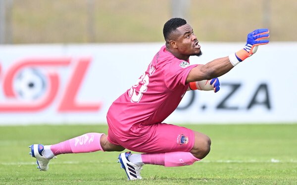 Not been easy healing❤️‍🩹. Man Of The Match and a clean sheet. All thanks to the team ❤️. We go again 💪

#cleansheet #Nwabali #SafeHands #MVP