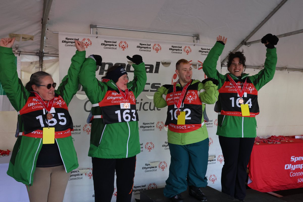 bbrendatweets's tweet photo. Such a terrific day volunteering as a photographer for @SOCTconnecticut! The Winter Games are underway - these athletes are amazing! #SOCTgames #choosetoinclude https://t.co/017pFIcyAd