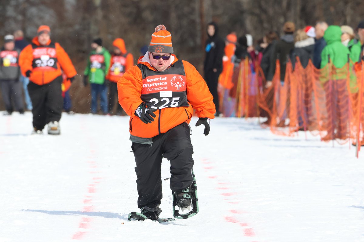 bbrendatweets's tweet photo. Such a terrific day volunteering as a photographer for @SOCTconnecticut! The Winter Games are underway - these athletes are amazing! #SOCTgames #choosetoinclude https://t.co/017pFIcyAd