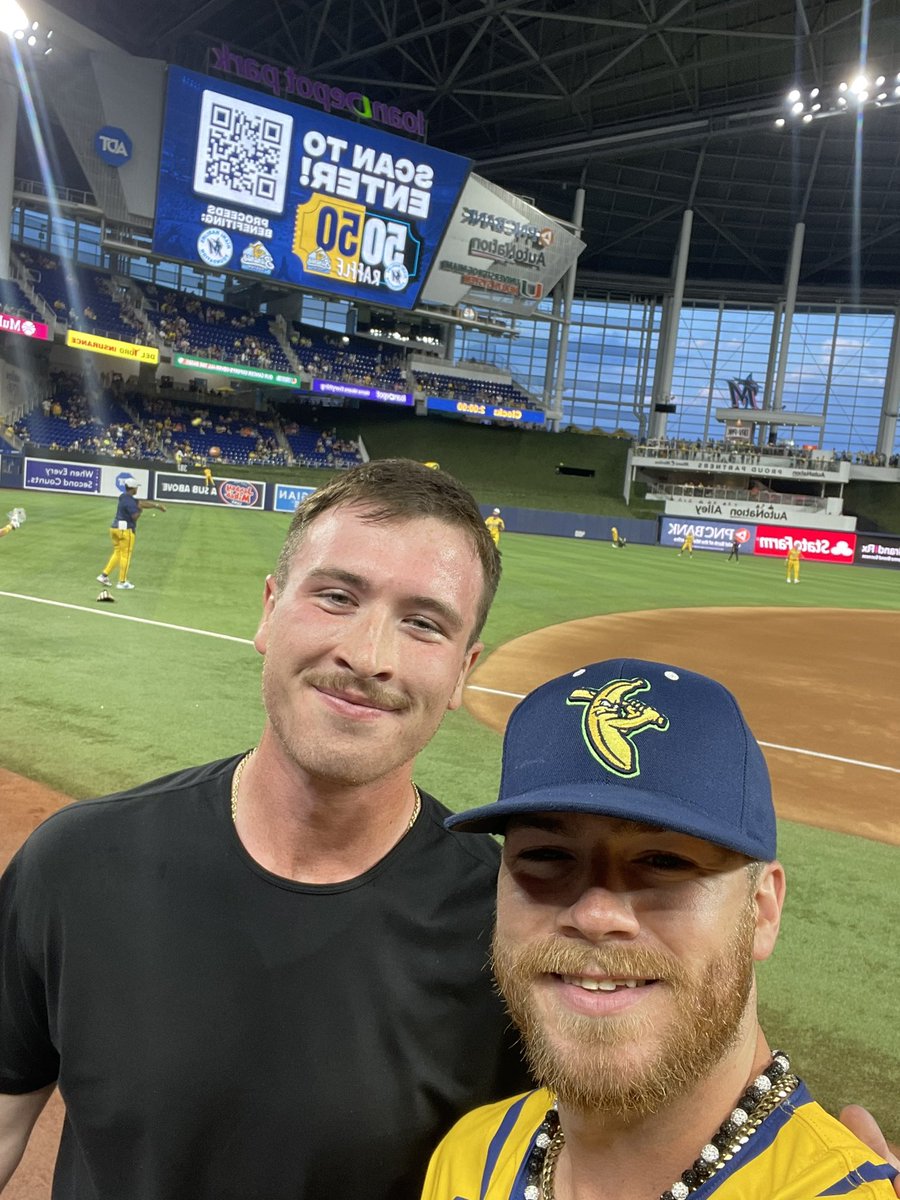 Kyle Perry (@kyl3perry) on Twitter photo Just ripped a game of catch on the field with my dear friend and <a href="/Marlins/">Miami Marlins</a> prospect <a href="/eolson_22/">Emmett Olson</a> 🔥 #Surreal Just ripped a game of catch on the field with my dear friend and <a href="/Marlins/">Miami Marlins</a> prospect <a href="/eolson_22/">Emmett Olson</a> 🔥 #Surreal