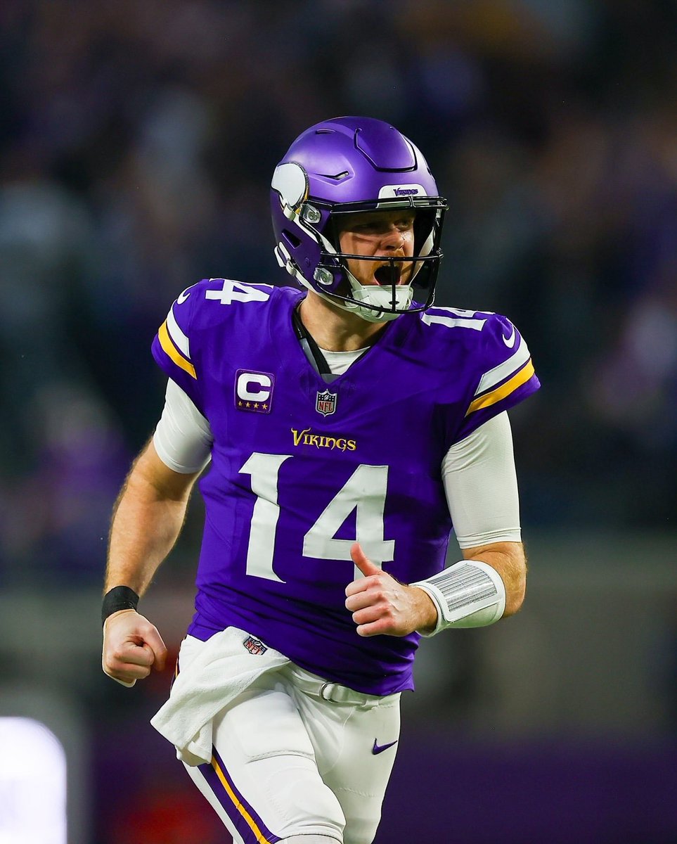 VikingzFanPage tweet media
