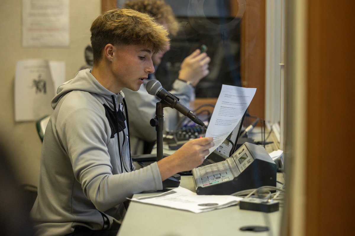 Evan Litras (@litras_evan) on Twitter photo I am happy to announce I have been accepted and am fully committed to College of Charleston majoring in communications with an emphasis on sports broadcasting. Ready to leave my mark and embrace every challenge! Go Cougars! <a href="/CofCSports/">#TheCollege 🌴</a> <a href="/CofC/">College of Charleston</a> I am happy to announce I have been accepted and am fully committed to College of Charleston majoring in communications with an emphasis on sports broadcasting. Ready to leave my mark and embrace every challenge! Go Cougars! <a href="/CofCSports/">#TheCollege 🌴</a> <a href="/CofC/">College of Charleston</a>