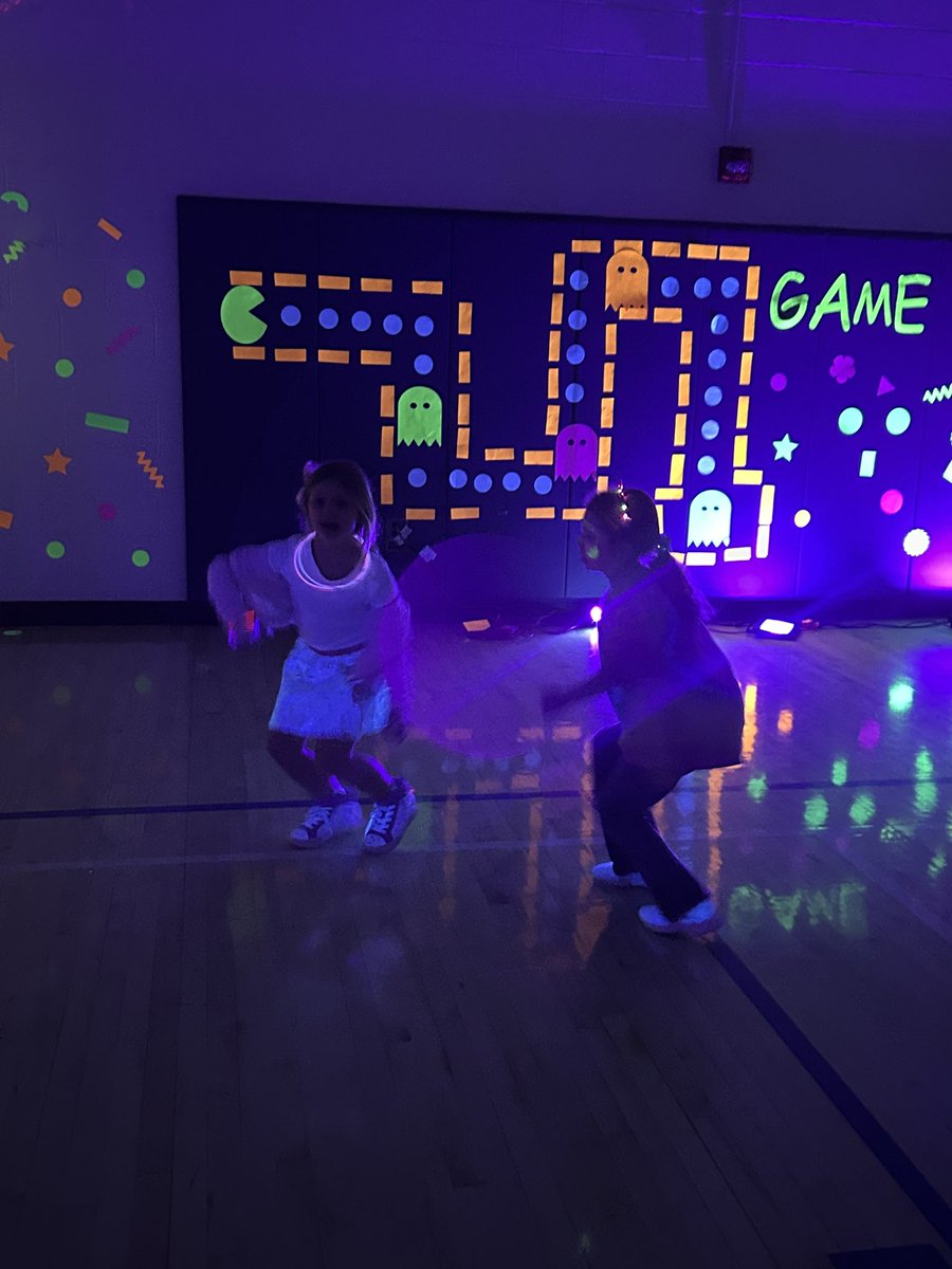 FW Glow Dance!  Thank you PTA and all our volunteers for helping to make this a great event.
