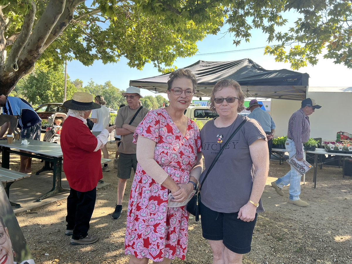 LauraHughesNE's tweet photo. I’m at Inverell Sapphire City Markets in Campbell Park today!

Come say hi, have a chat, and share your story—I want to hear what matters to you.

See you there!

#LauraHughesForNewEngland #LaborForNewEngland #TimeToListenTimeForAction #inverell #AusVotes2025 #auspol #Auspol2025 https://t.co/Gw6ePYeAPR