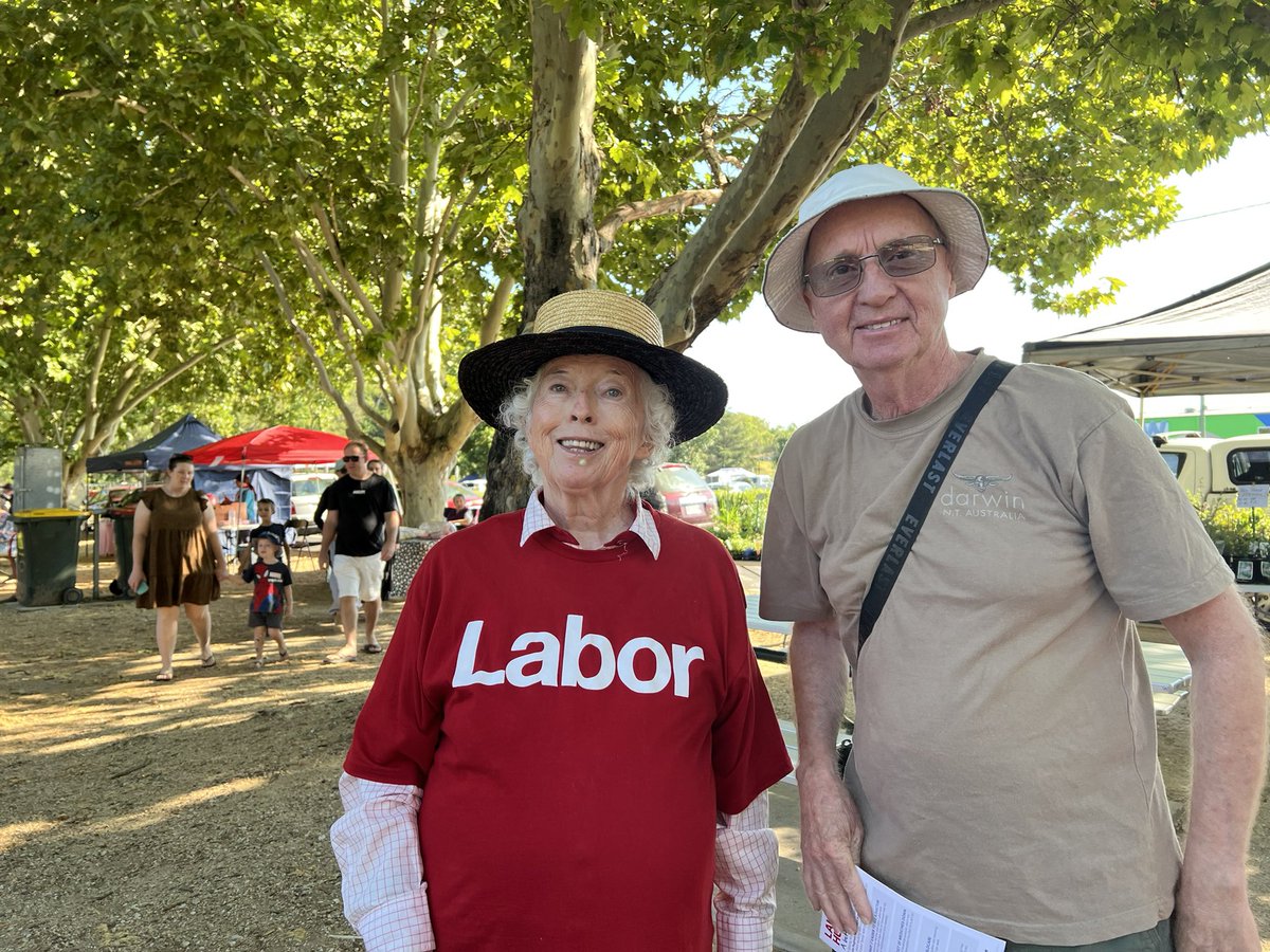 LauraHughesNE's tweet photo. I’m at Inverell Sapphire City Markets in Campbell Park today!

Come say hi, have a chat, and share your story—I want to hear what matters to you.

See you there!

#LauraHughesForNewEngland #LaborForNewEngland #TimeToListenTimeForAction #inverell #AusVotes2025 #auspol #Auspol2025 https://t.co/Gw6ePYeAPR