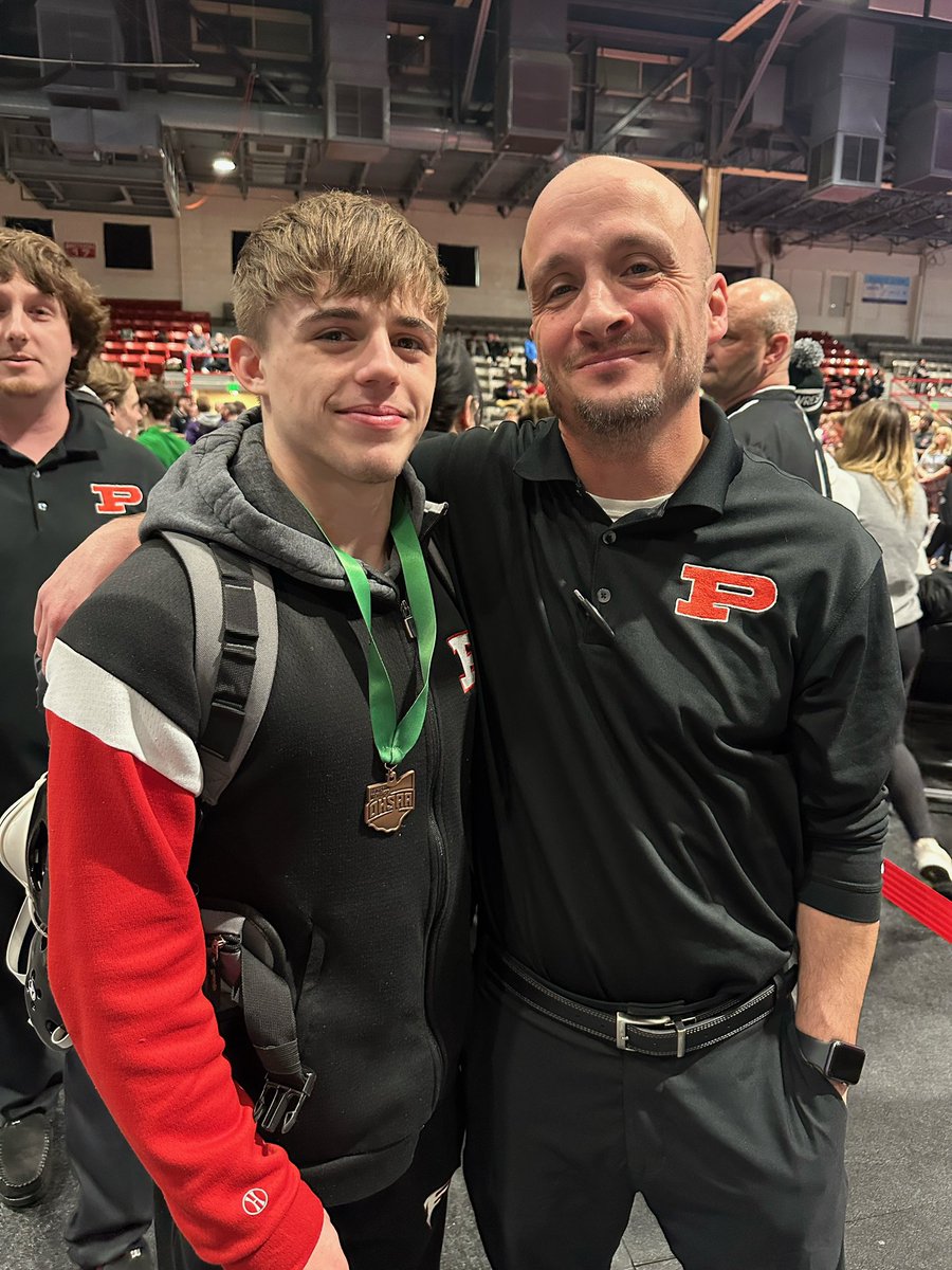 Congratulations to STATE QUALIFIER AYDEN O'DELL (District 4th), STATE ALTERNATE SEAN MURPHY (District 5th), AND DISTRICT PLACER SAM MENTZER (District 6th)!!!
Three seniors that we are incredibly proud of that represent our program to the highest standards!!!