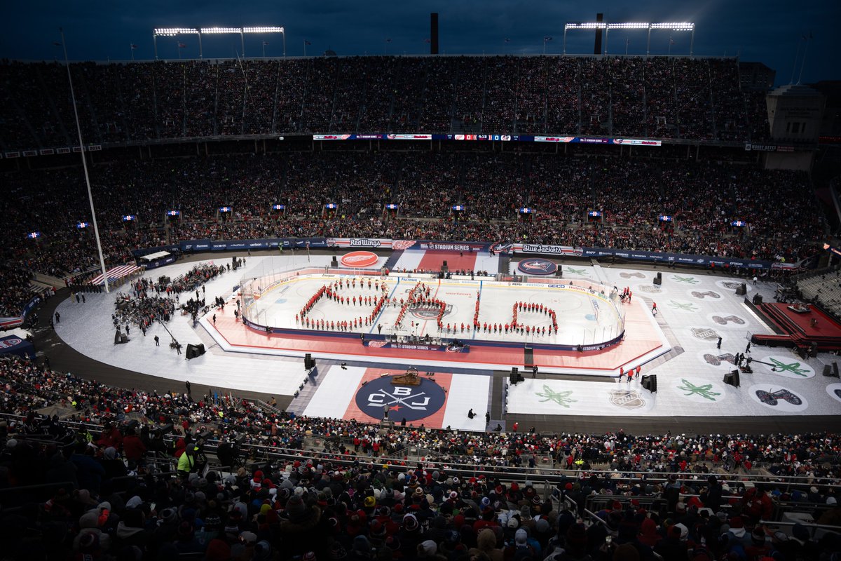 Script Ohio on Ice at the <a href="/NHL/">NHL</a> Stadium Series game! Let's go, <a href="/BlueJacketsNHL/">Columbus Blue Jackets</a>! #StadiumSeries