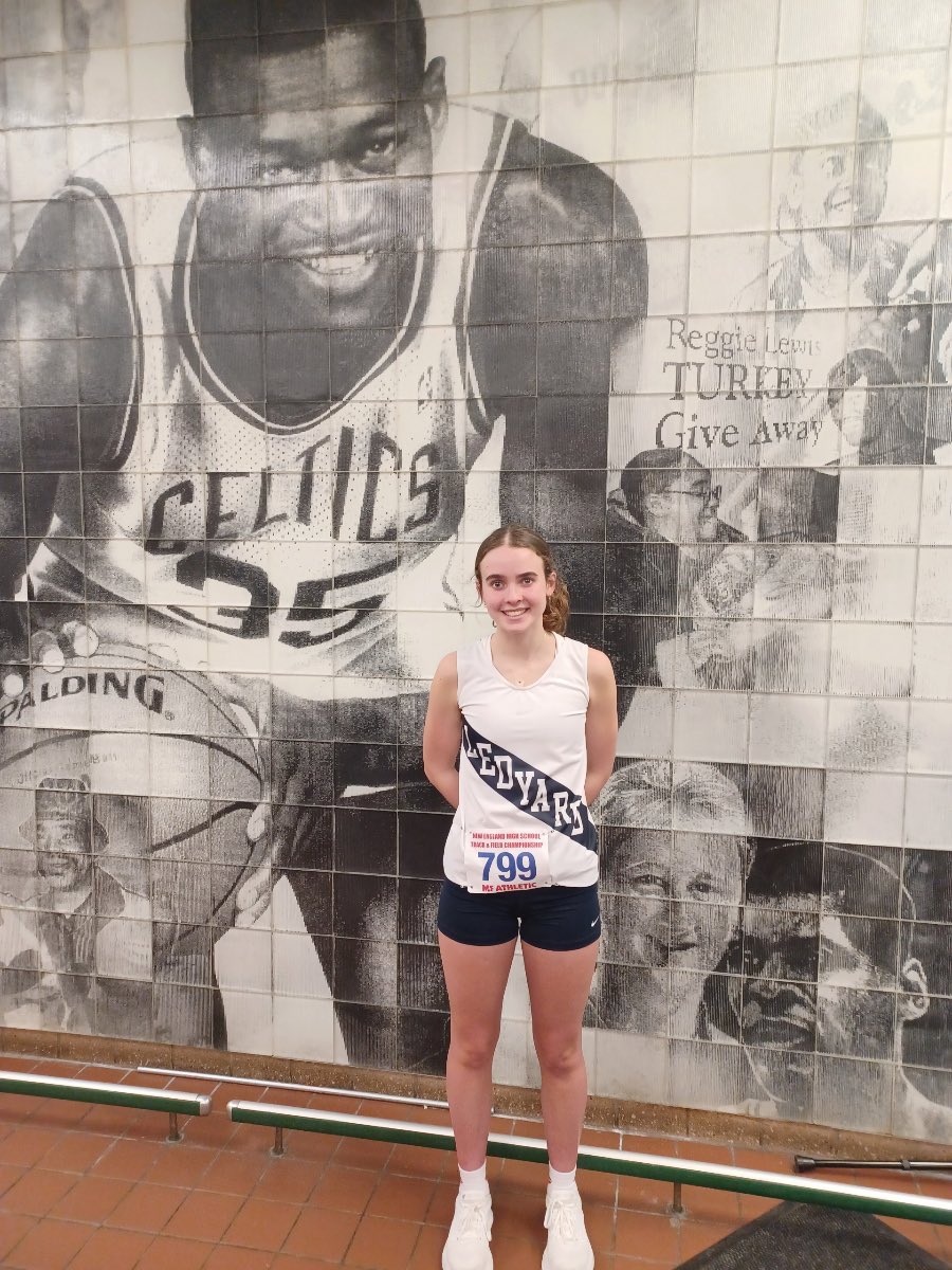 ledyardsports's tweet photo. Kate Littler was 7th in the 1000m with 2:59.31; a Personal Best, a 4.5 sec PR, a New School Record. # 7 Ct, # 95 US &amp; Qualified for the New Balance Nationals in Boston- 800m Championship Section. Nice job Kate! #LHScolonelpride @GoECCAthletics @TheDayCTsports https://t.co/l0ifkfHjZw