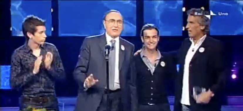Toto sarebbe stato fiero di te🤩 Come 15 anni fa❣️ #valerioscanu #TeamScanu #OraOMaiPiú <a href="/Valerio_Scanu/">ValerioScanu</a>