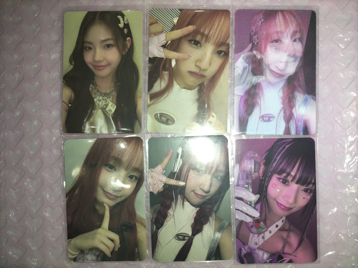 🖇️ wts lfb unis ☆
𓂃 ࣪ ✽ ˒ we unis set ₱1.2k + sf
— check alt if tingi

dop: 3 days - 1 week
mod &amp; mop: jnt | gcash 

[#] : unis first mini album hyeonju nana gehlee kotoko yunha elisia yoona seowon photocard pc poster sticker mnl day 1 2 start story ver