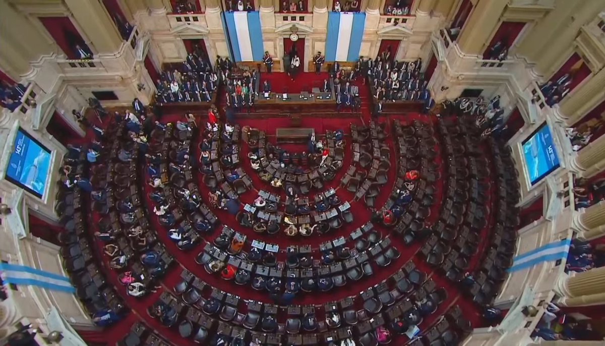 Había más gente en el baño de Nisman