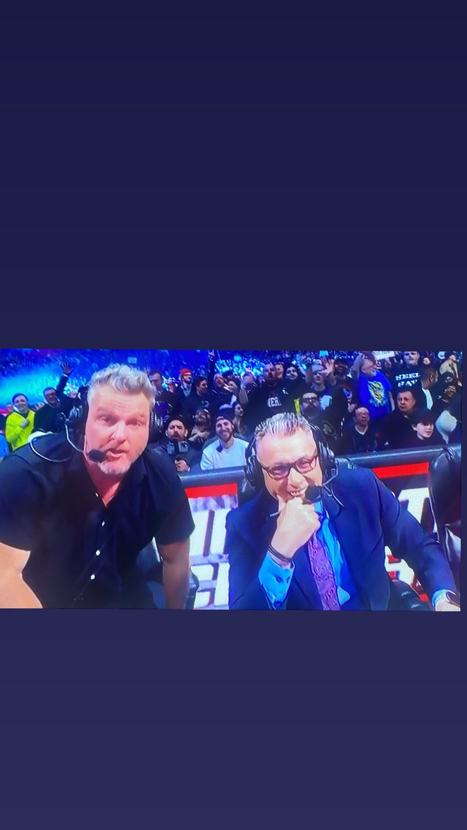 yfmloko's tweet photo. @MrSantiZap and @conman167 on my TV https://t.co/c35ByQAws5