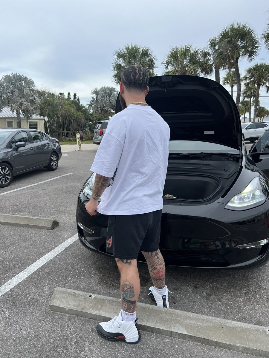 yaboyzekee's tweet image. 