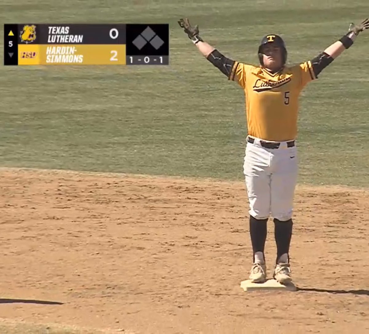 Have a weekend, <a href="/THelpenstill/">Tyler Helpenstill</a>! Proud of you bud. 8-17 with 3 Triples, 3 Doubles and 2 Singles. Texas Lutheran University takes 3 outta 4 from Hardin-Simmons University. Go Dawgs!