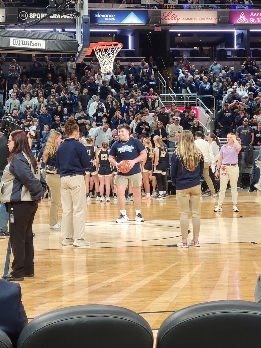 Nobody better than <a href="/logancotton_/">Logan Cotton</a> out there representing the Norwell Knights lol.