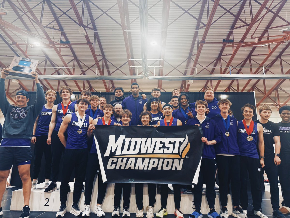 Men’s Track and Field wins 2025 Midwest Conference Indoor Championship, their first since 1989.