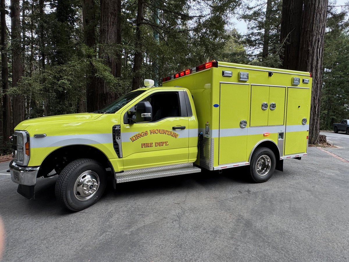 KingsMtnFire's tweet image. KMFD new Rescue56 was put in service this past month. Replaced our old reliable R56 workhorse that was in service for 21+ years, &amp;gt;4,000 responses. Shown here w/ ERV56 on a trail rescue response today.