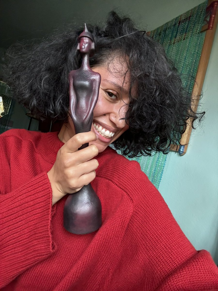 they said my career was over
and now I’m holding my 7th Brit award and I’m singing at the Oscar’s tmrw 😭
