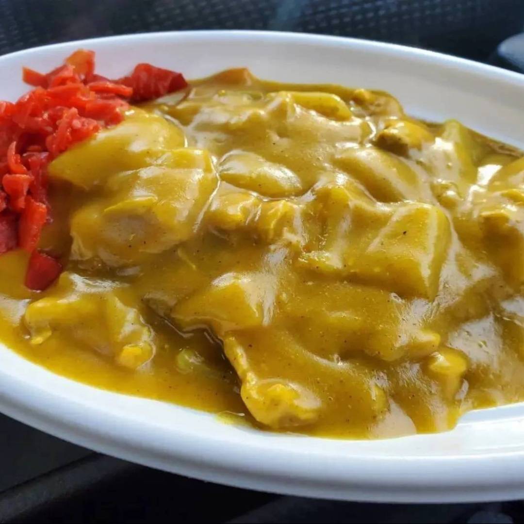 バスセンターのカレー🍛
今シーズンも⚽リーグ戦ホーム開催は全試合出店します🚚

いよいよホーム開幕戦⚽

我々も新潟史上最高の
B級グルメを目指します🔥

アルビサポも
新潟遠征の方も
新潟名物バスセンターのカレーを是非❗

#バスセンターのカレー
#ビッグスワン
#スタグル
#アルビレックス新潟
