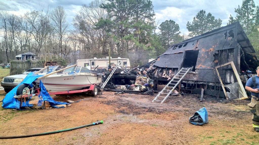 Rowan County 990 (@cfp387) on Twitter photo Rockwell Rural FD incident command requested <a href="/RedCross_NC/">Red Cross North Carolina</a> to assist five occupants displaced from a dwelling fire in the 1400 block of Holshouser Rd, Rockwell. #RowanNCFire Rockwell Rural FD incident command requested <a href="/RedCross_NC/">Red Cross North Carolina</a> to assist five occupants displaced from a dwelling fire in the 1400 block of Holshouser Rd, Rockwell. #RowanNCFire