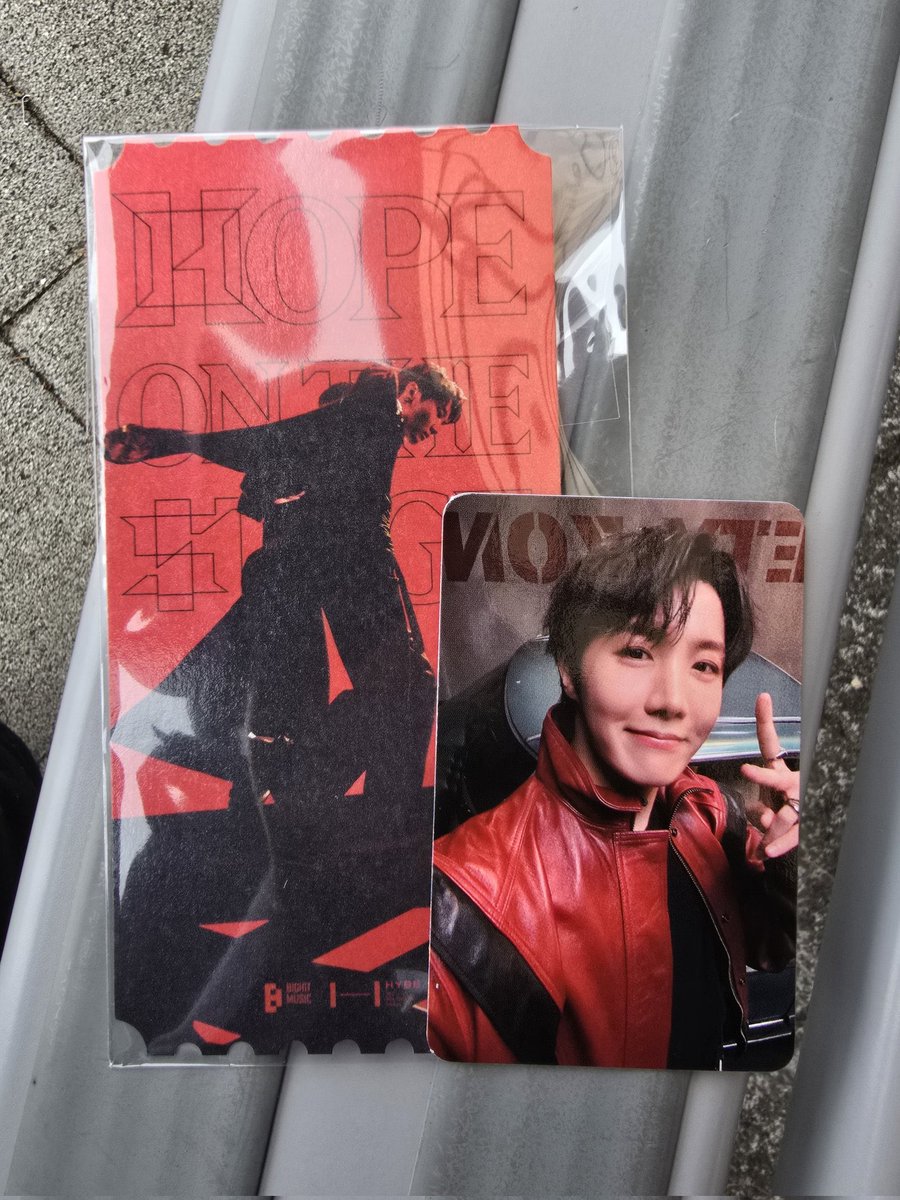 J-HOPE - HOPE ON THE STAGE Seoul ARMY Zone Day 3 🎁 Photocard