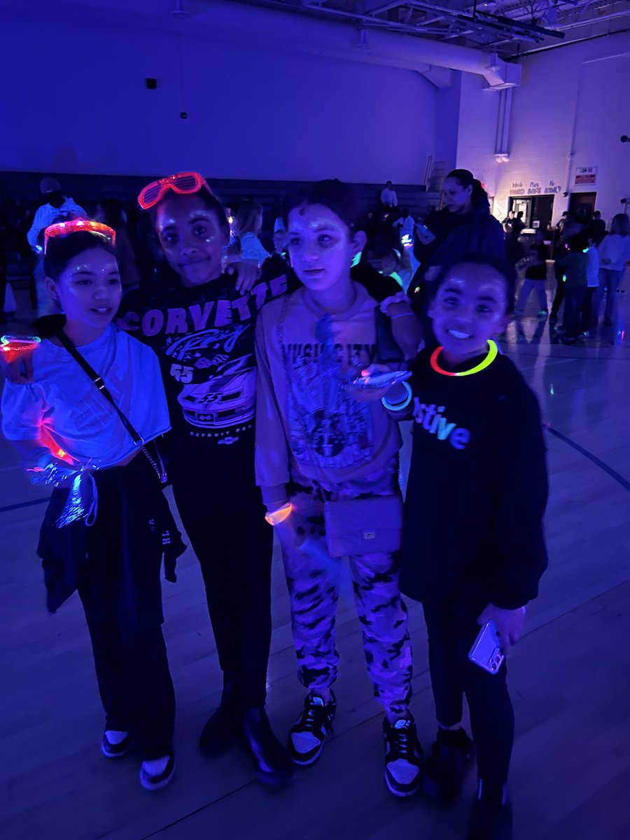 More Glow Dance fun!