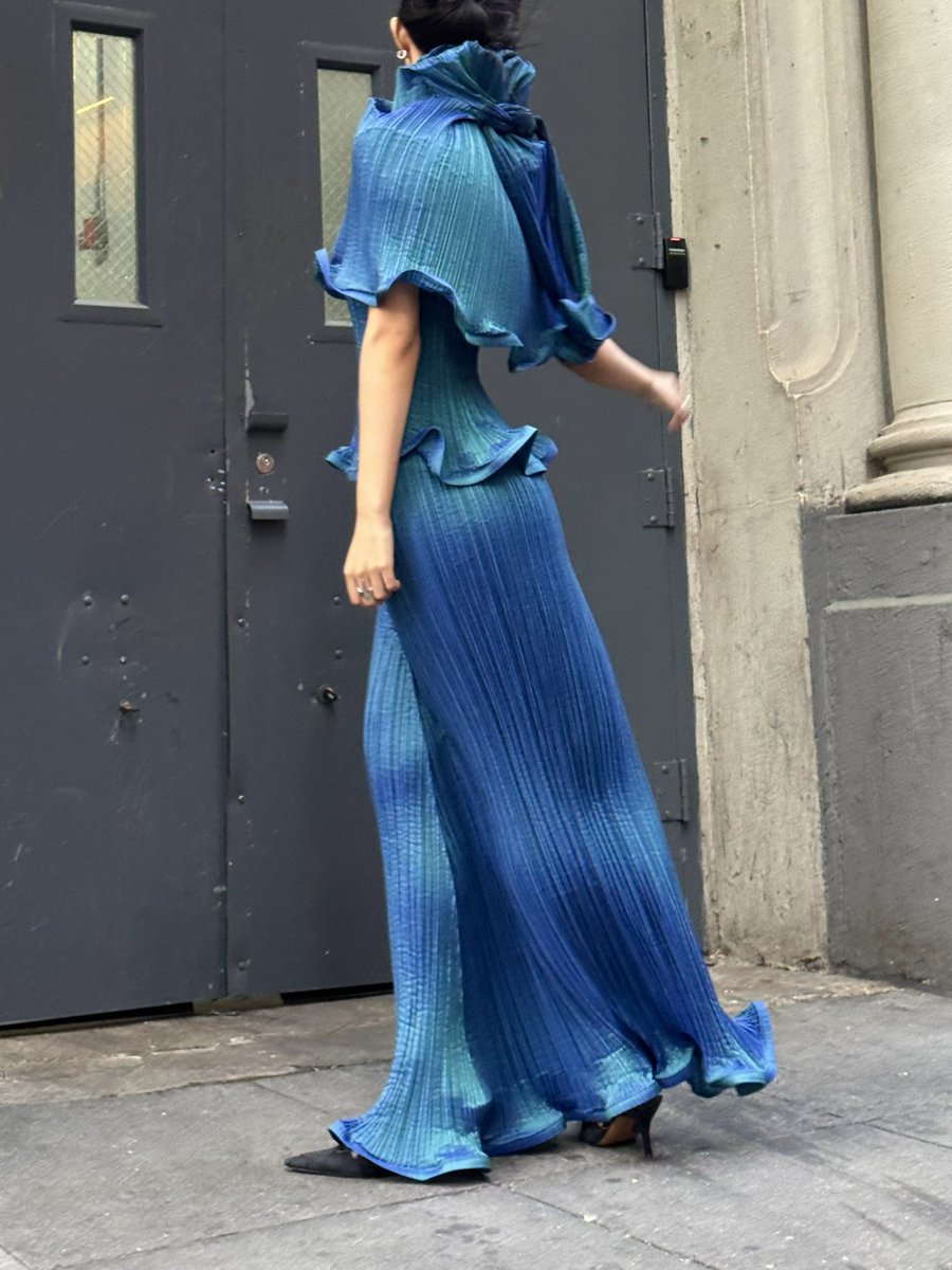 into_archive's tweet image. triple layered Issey now apart of our collection