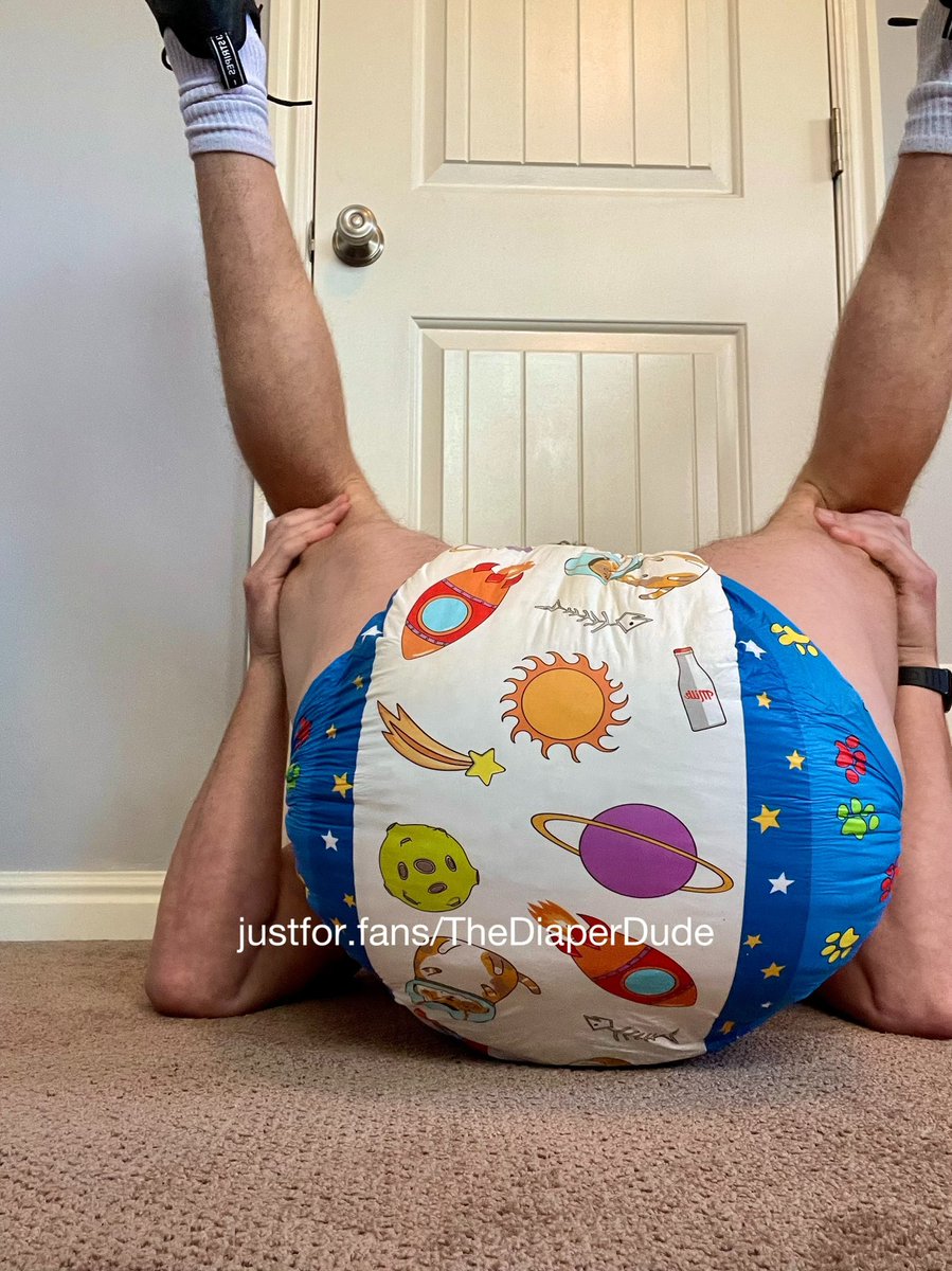 Thegassyjock's tweet photo. Dudes wear diapers, right?💪🏼 https://t.co/wnacKMyZne