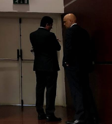 BlogPequi's tweet image. Lula está apenas sendo alugado, usado pelo sistema, Lula não manda em nada, nem existe, Lula é um fantoche que tem seus jumentos adestrados.

Lula tem uma casamento de fachada, quando vocês entenderem os sistema terão uma outra visão.