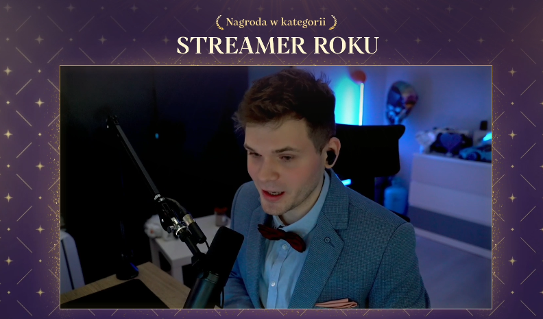 BluealertLoL's tweet photo. gucciiiii 🥰#ZłoteAntosie https://t.co/lBJuCV9Jq0