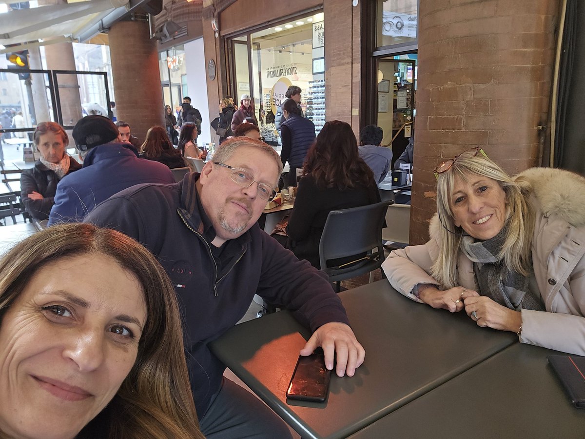AGESCI Prot.Civ. (@agesci_protciv) on Twitter photo ...per strade non battute!
Un pezzo di storia e... anche la nostra storia! 😊
<a href="/agesci/">AGESCI</a> 
<a href="/DPCgov/">Dipartimento Protezione Civile</a> ...per strade non battute!
Un pezzo di storia e... anche la nostra storia! 😊
<a href="/agesci/">AGESCI</a> 
<a href="/DPCgov/">Dipartimento Protezione Civile</a>