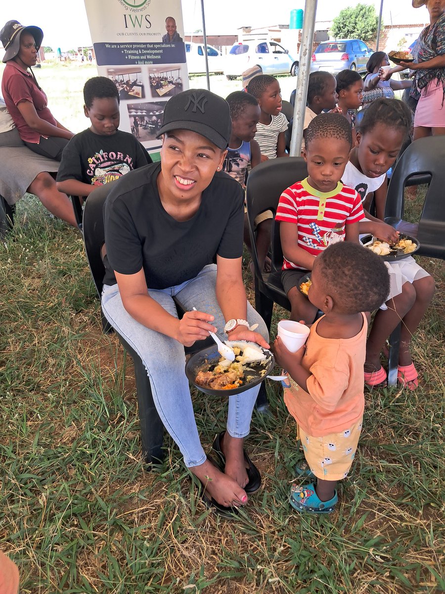 Kgoshigadi_TT's tweet photo. Serving future leaders https://t.co/kdZXGlqW4N